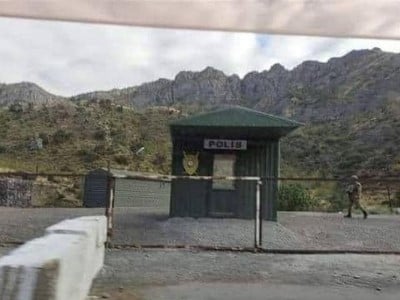 Azerbaijani border guards demanding money equivalent to AMD 50,000 from Iranian truck drivers at Vorotan checkpoint?