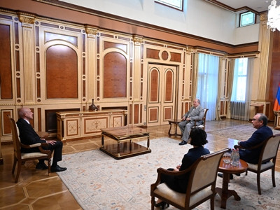 President receives Germany envoy on occasion of completing his diplomatic mission in Armenia