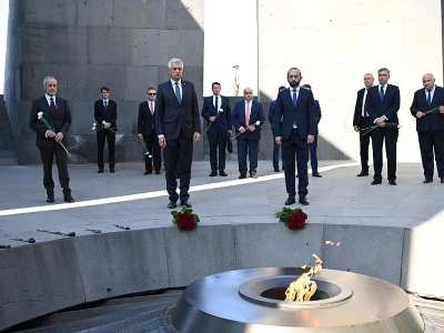 Slovakia FM visits Armenian Genocide Memorial in Yerevan (PHOTOS)