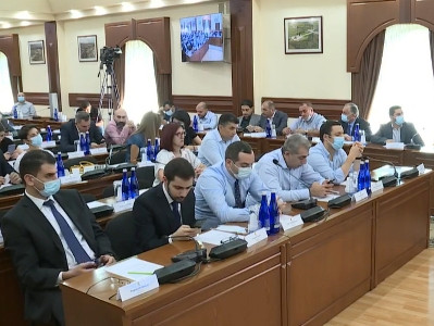 Երեւանի օղակաձեւ զբոսայգու 4-րդ հատվածում կտեղադրվի Ազգային արժանապատվության ասպետներին նվիրված աղբյուր-հուշակոթող