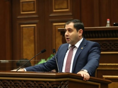 Վստահ չեմ, որ ադրբեջանցիները իրանցի վարորդների են ձերբակալել. կճշտենք, կարիք լինի՝ տեղյակ կպահենք. փոխվարչապետ