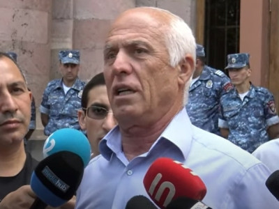 Ամբողջ աշխարհը խոսում է Արցախի կարգավիճակից, բացի Հայաստանի եւ Արցախի կառավարություններից. «Հանուն Հադրութի» ՀԿ ղեկավար