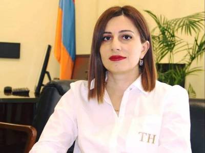 Armenia health minister's vaccinated mother contracts COVID-19