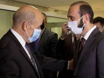 Armenia, France FMs meet in New York, discuss prospects for settlement of Karabakh conflict