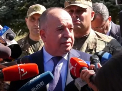 Armenia defense minister does not respond to question about Goris-Kapan motorway