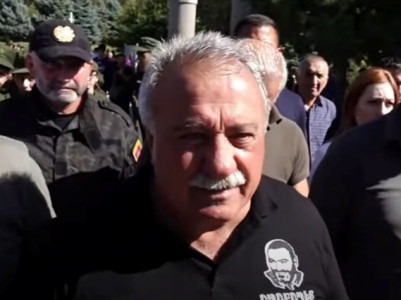 Այսինքն Պուտինն ուզում էր պատերազմը կանգնեցնել, Փաշինյանն էլ չէր թողնո՞ւմ. Սասուն Միքայելյան