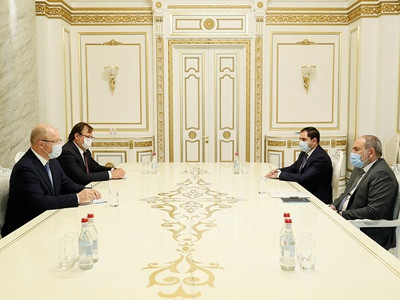 Փաշինյանը Գեոպրոմայնինգի տնօրենին շնորհակալություն է հայտնել ընկերության 25 տոկոսը ՀՀ-ին նվիրելու համար