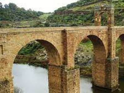 19th century bridge partially collapsed due to fire in southern Rome
