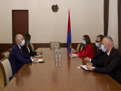 Քննարկվել են ՀՀ ֆիննախի եւ Եվրոպական ներդրումային բանկի միջև համագործակցության զարգացման ուղղությունները