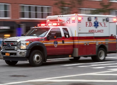 4 people killed in single-engine plane crash in US