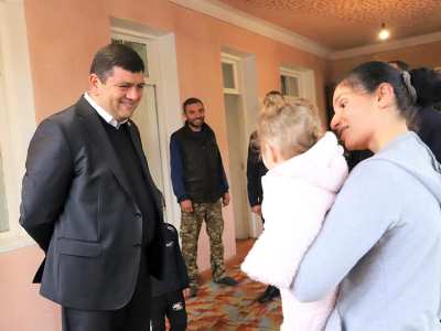 4 Armenian families displaced from Karabakh already provided with dwellings in Armenia