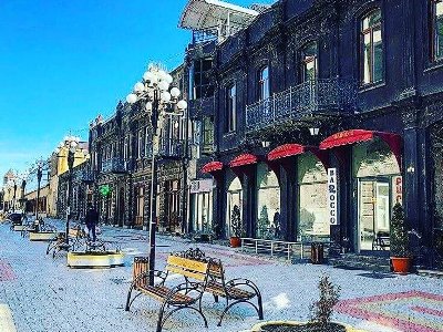 Russian architect: Old Yerevan is about to perish, while Gyumri is being reborn
