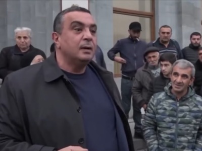 «Մարզպետ, քեզ կամանդիր ենք ասել, Առուշանյանը չի՞ կռվել». Առուշանյանի պաշտպանը՝ Մելիքսեթ Պողոսյանին