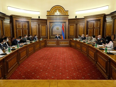 Situation with COVID-19 discussed at Pashinyan's