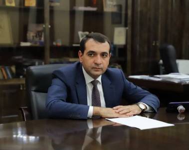 «Հրապարակ». Պարտվելուց հետո Գյումրիի ՔՊ-ի շտաբում վիճաբանություն եւ ծեծկռտուք է եղել. «տակից խաղեր ես տվել»