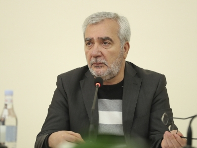 Զորքերի հետքաշումը պարոն Ղազինյանի թեկնածության հետ առնչություն չունի. Անդրանիկ Քոչարյան