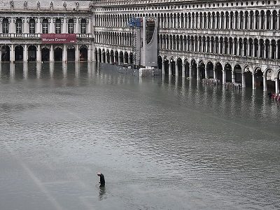 Venice flooding worsens off-season due to climate change