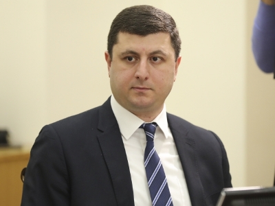 Դուք նույնիսկ գրություններին չեք կարողանում արձագանքել, ուր մնաց երկրի առջև մարտահրավերներից գլուխ հանեք. Աբրահամյան