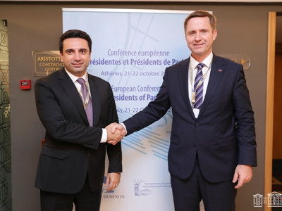 Armenia Parliament Speaker meets with Slovenian counterpart
