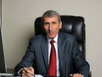 Ռազմիկ Պետրոսյանն ընդունել է Նիկոլ Փաշինյանի՝ մարզպետի պաշտոնում նշանակվելու առաջարկը
