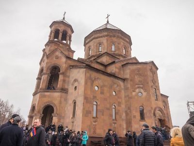 В Украине отметили 30-летие возобновления канонической деятельности Армянской Апостольской Церкви