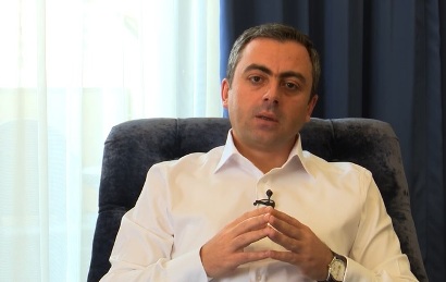 «Փաշինյանն ասեց` 5+2 շրջան հանձնելով հնարավոր է պատերազմը կանգնեցնել». Իշխան Սաղաթելյանը մանրամասներ ներկայացրեց