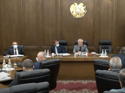 Թղթեր կան, ինձ էլ չեն թողնում մոտենամ. ԱԱԾ տնօրենի տեղակալը՝ Արթուր Խաչատրյանին
