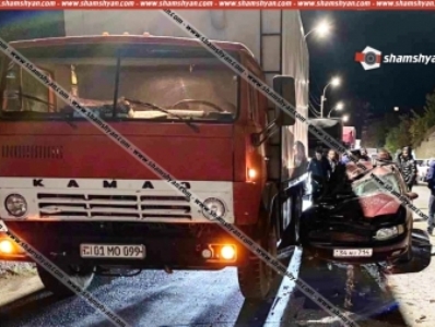 Կապանում խոշոր ավտովթարի հետևանքով հիվանդանոց տեղափոխված 20-ամյա ուղևորը հիվանդանոցում մահացել է
