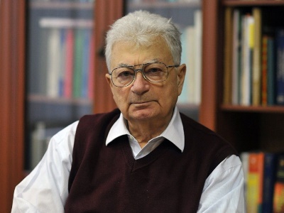 Prominent physicist Yuri Hovhannisyan becomes recipient of UNESCO-Russia International Prize
