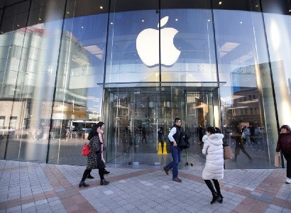 Bloomberg. Apple-ը վարձել է Tesla-ի նախկին ինժեներին անօդաչու ավտոմեքենաներ ստեղծելու համար