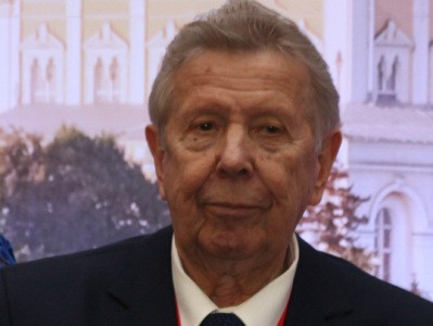 Մահացել է հայտնի սրտաբան Եվգենի Չազովը