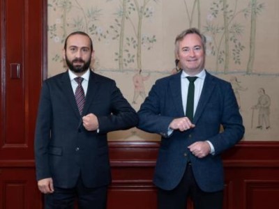 ՀՀ ԱԳ նախարարը Ֆրանսիայի ԱԳ պետքարտուղարի հետ անդրադարձել է ԼՂ հակամարտության խաղաղ կարգավորմանը