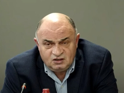 Չստորագրված, չհայտարարված փաստաթղթի համաձայն տարածքներ են հանձնվում. Աղասի Ենոքյան