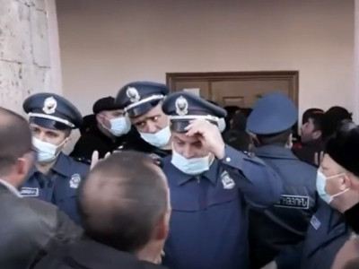 Tense situation in Armenia’s Byurakan village