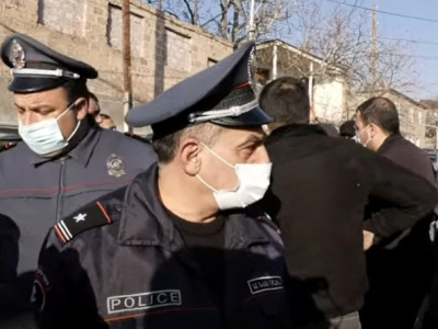 Նշանակողը ես չեմ, դուք չեք, կառավարությունն է որոշում. ոստիկանը՝ Բյուրականի բնակչին