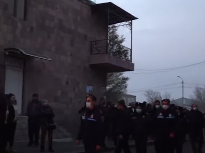 Situation is tense in Armenia's Kasakh, residents protesting against acting village head (LIVE)