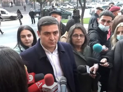 Yerevan protesters demand to declassify content of Armenian-Azerbaijani document