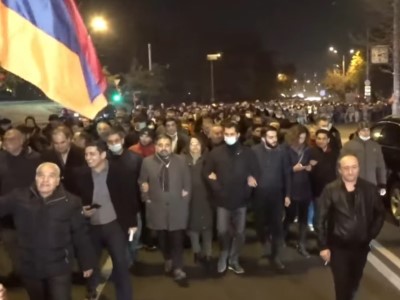 Armenia's Liberation Movement holding march after rally, calling on citizens to join