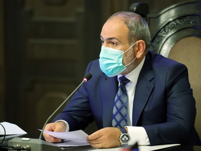 Եթե տեսնենք՝ դպրոցի տնօրենը սահմանած նշաձողերը հաղթահարում է, թող 30 տարի աշխատի. Փաշինյան