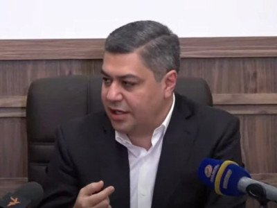 Իմ հեռախոսը վարակելու համար հարյուր հազարավոր դոլարներ են ծախսվել. Արթուր Վանեցյան
