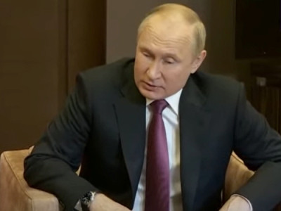 Putin talks Russian-Azerbaijan strategic partnership development