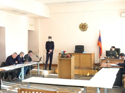 Դատարանում ընթանում է ոստիկանության նախկին բարձրաստիճան սպա Սայաթ Շիրինյանի գործով դատական նիստը