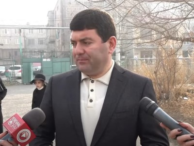 Ես կայուն մարդ եմ, Արարատի մարզպետը ինձ չի կարող գործարք առաջարկել. Դավիթ Համբարձումյան