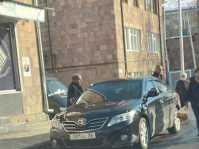 Վանաձորի համայնքապետի պաշտոնակատարը ծառայողական մեքենայով էր այցելել ՔՊ շտաբ (ֆոտո)