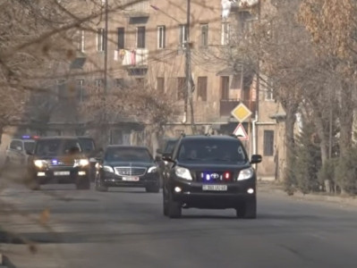 Armenia PM visiting Etchmiadzin, police carrying out intensified service