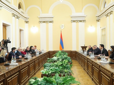 Հանրային հեռուստաընկերության մի շարք աշխատակիցներ ՀՀ ԱԺ նախագահի հուշամեդալով են պարգեւատրվել