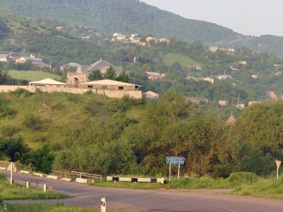 Newspaper: 3 sections of highway to Armenia's Voskepar will be on Azerbaijani border, alternative roads to be built