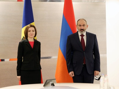 Armenia, Moldova leaders underscore developing of bilateral economic ties