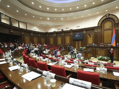 Armenia ruling majority obstructs parliament special session initiated by opposition faction