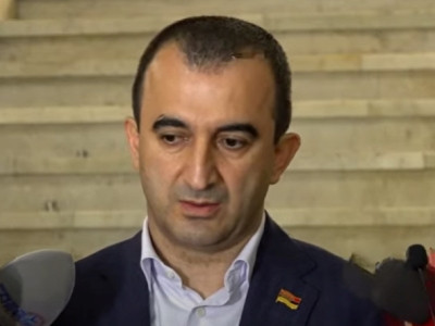 Հիմա ամենաանհարմար ժամանակն է՝ գլոբալ աշխարհաքաղաքական որոշումներ ընդունելու. Մխիթար Զաքարյան